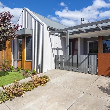 Mews Cottages Gisborne Exterior foto